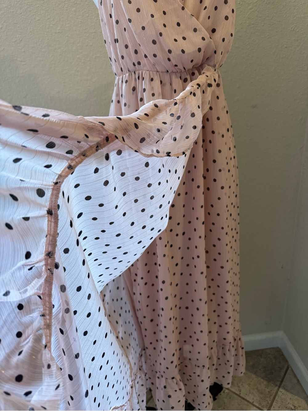 Madewell Pink Ruffle-Strap Wrap Dress in "Inkspot Dots" Sz 4 - Picture 4 of 11